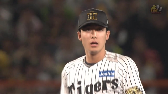 2025/04/09 阪神vsヤクルト 8回表、小幡選手がヒット性の打球をダイビングキャッチ